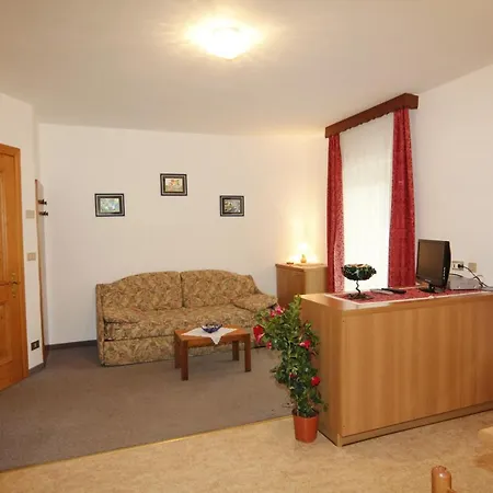 Appartamenti Lezuo Iris Arabba Room photo