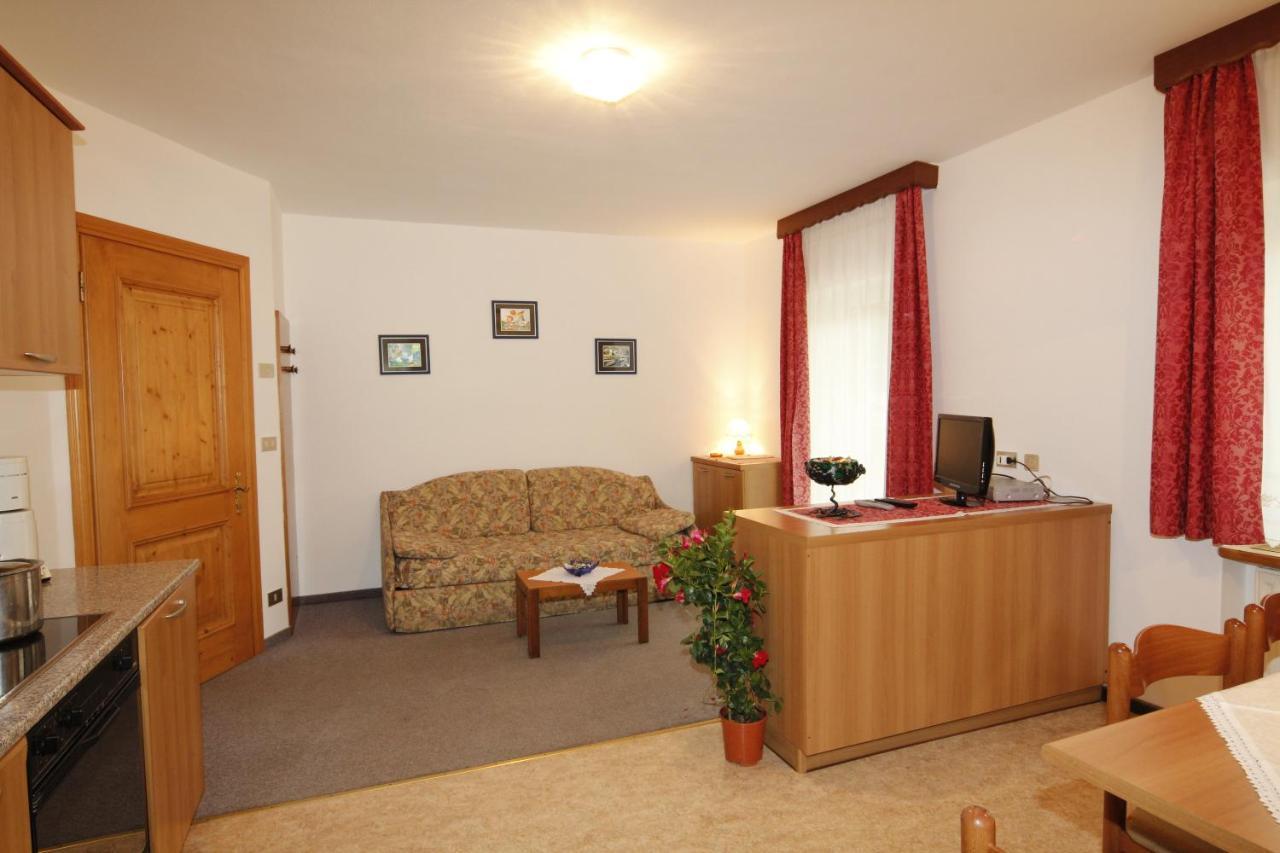 Lezuo Iris Apartment *